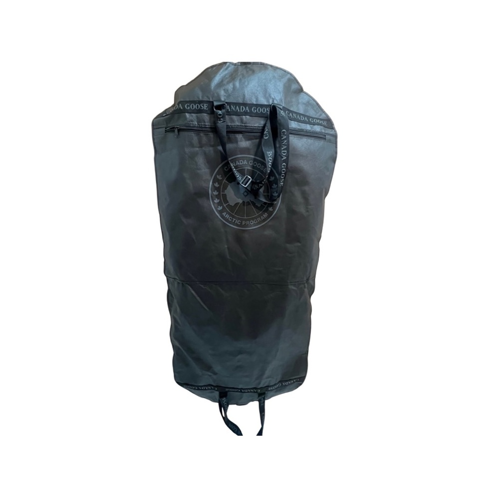 Canada Goose Women's Shelburne Parka - Black with Fur - Like New - Medium - Picture 15 of 15